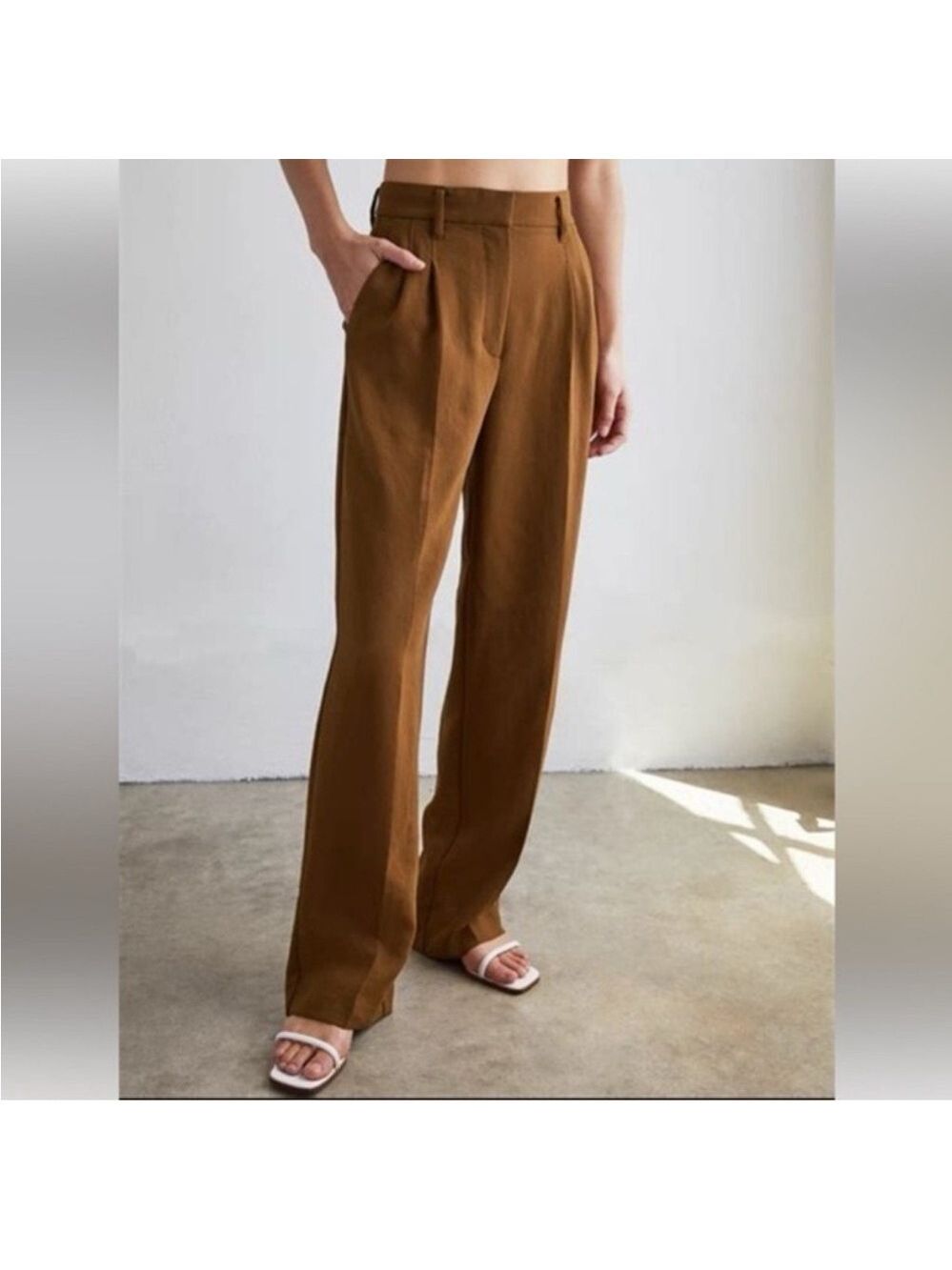 Aritzia Wilfred Effortless Pant High Waisted Wide Leg Trousers Cognac Sz 00